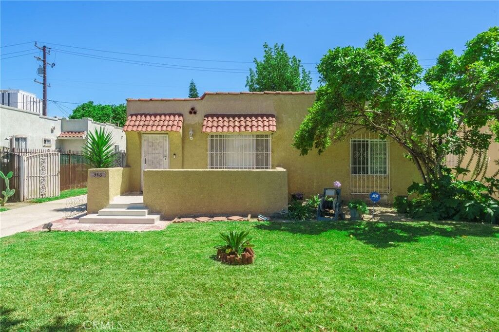 Property Photo:  346 W School Street  CA 90220 