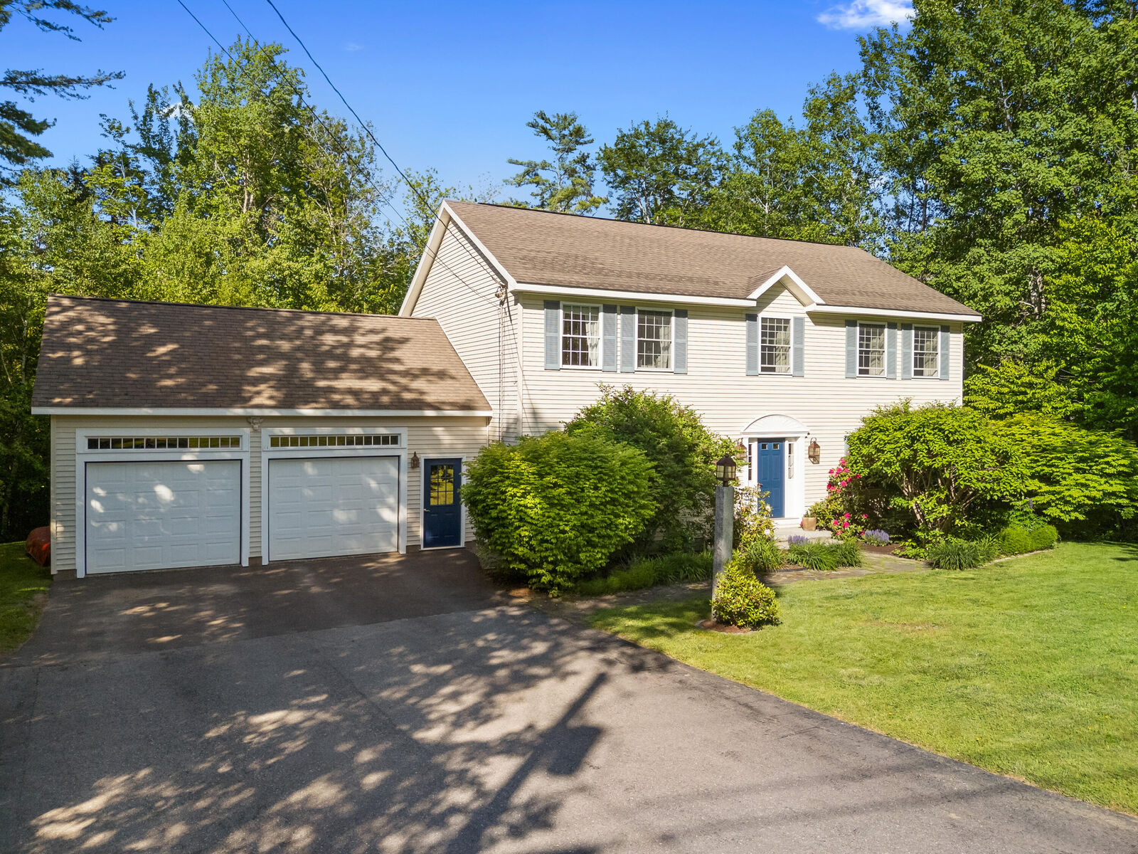 Property Photo: 20 Forest Glen Drive ME 04856