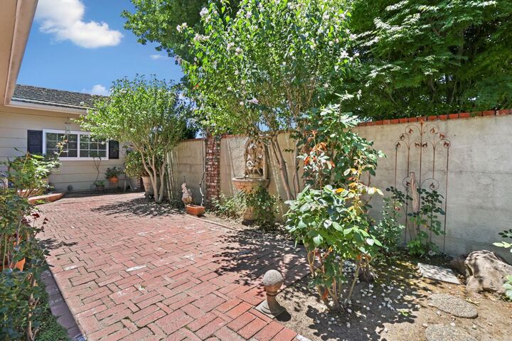 Property Photo:  806 S Mills Avenue  CA 95242 