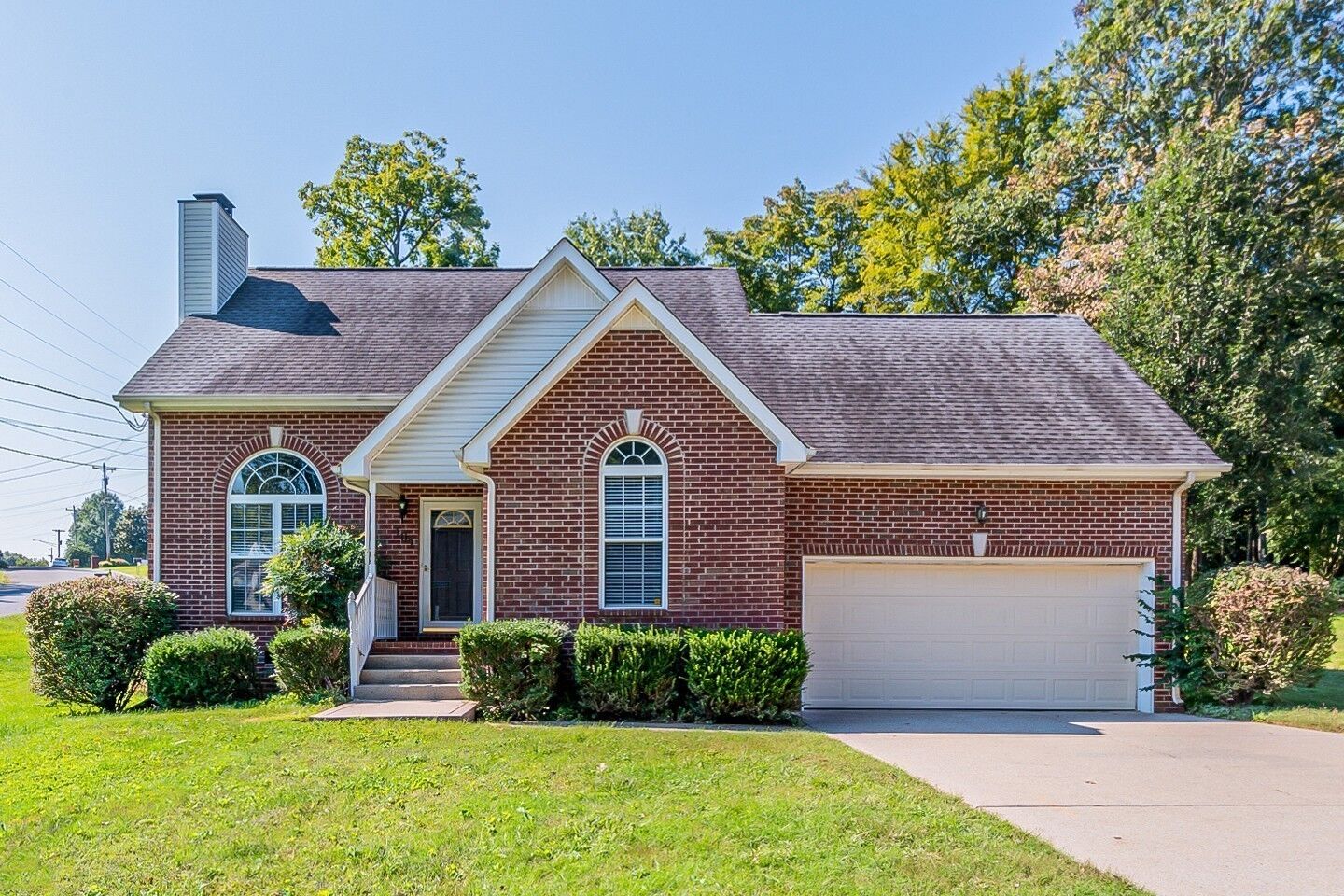 Property Photo:  101 Donovan Ct  TN 37075 