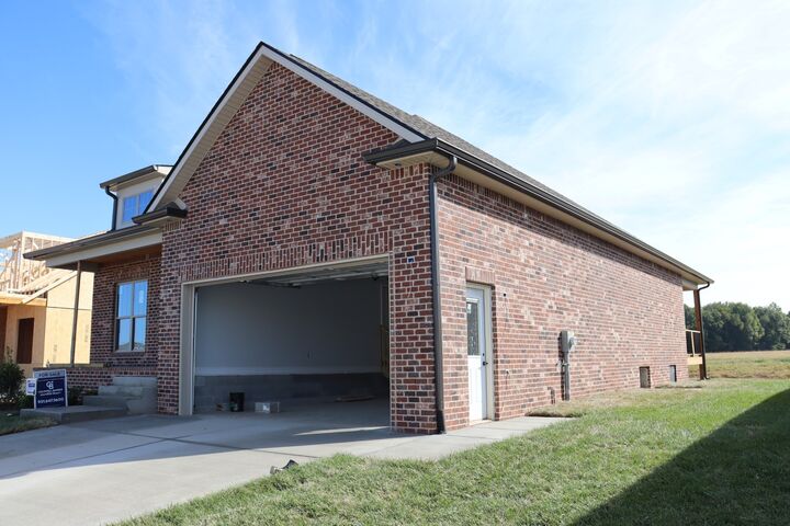 Property Photo:  229 Harvest Moon Dr  TN 37043 