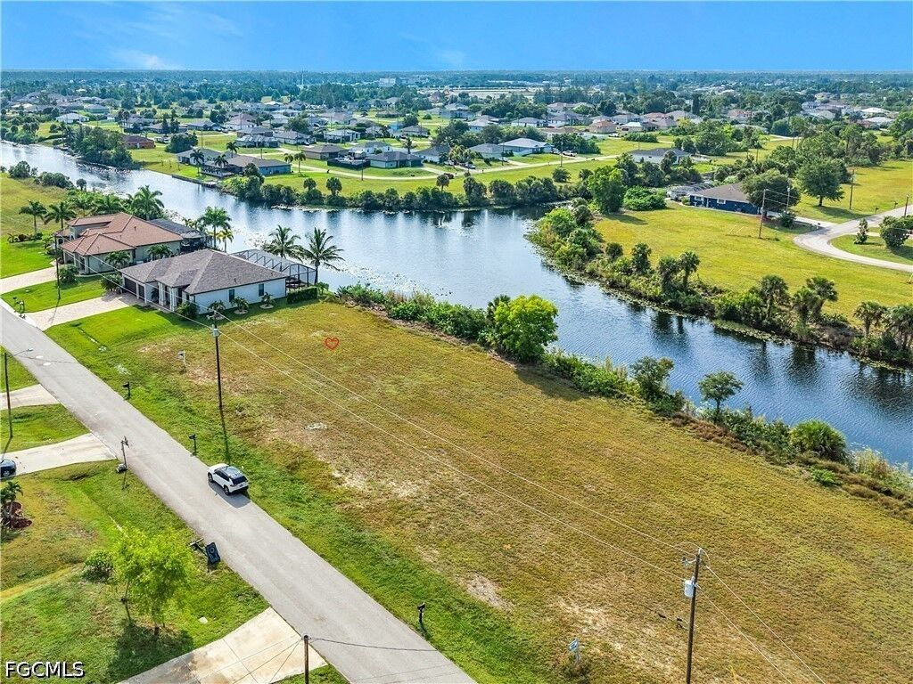 Property Photo: 1226 NE 40th Street FL 33909