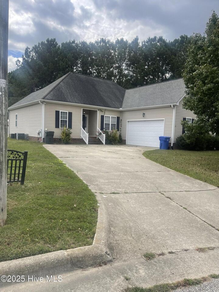 Property Photo: 2704 Millhaven Court W NC 27893