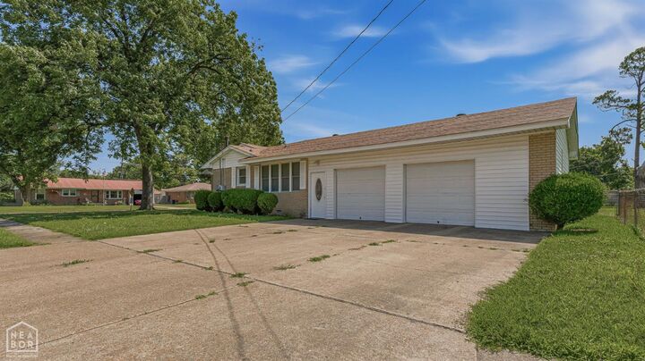 Property Photo:  901 N Parkside Street  AR 72315 