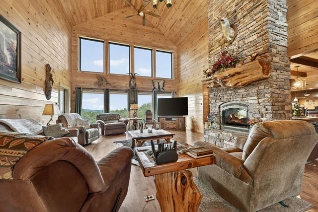 Property Photo:  384 Dean Road  GA 30559 
