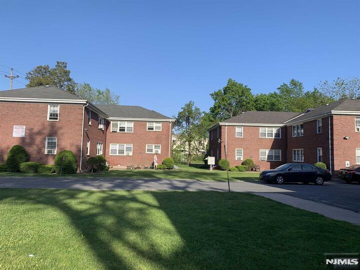 Property Photo:  171-183 Fort Lee Road 183-1A  NJ 07666 