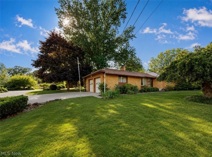 Property Photo:  2068 Green Road  OH 44057 