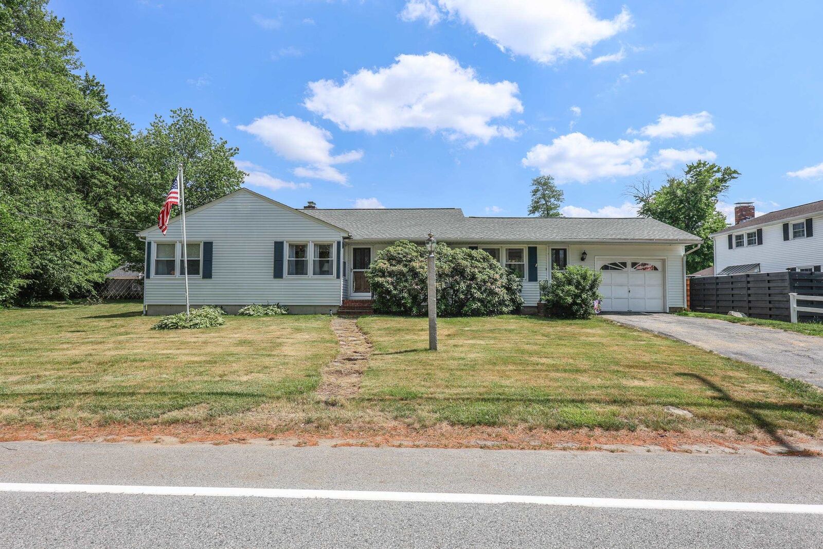 Property Photo:  68 Robinson Road  NH 03060 