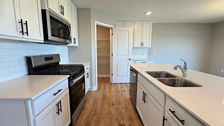 Property Photo:  2605 Denali Court  MN 55379 