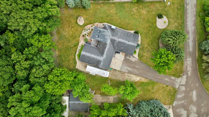 Property Photo:  605 Sheyenne Street  ND 58047 