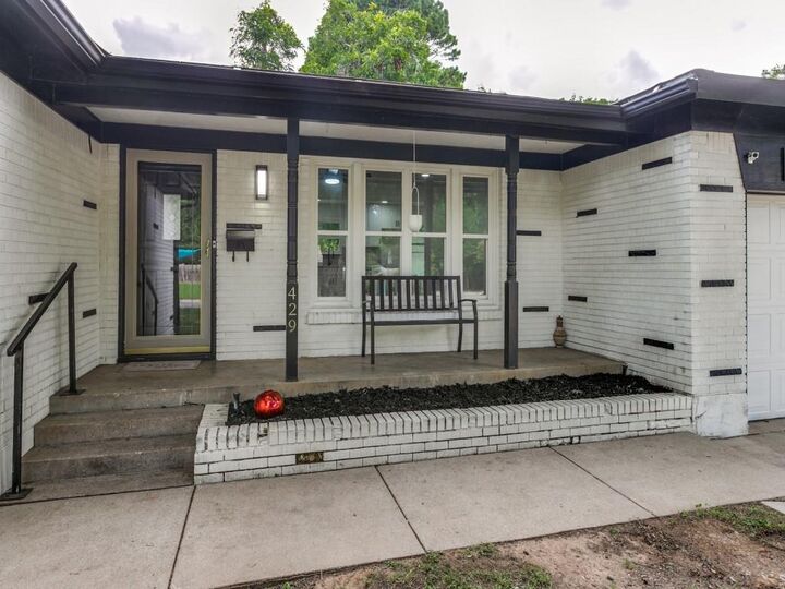 Property Photo:  429 Harmon Road  TX 76053 