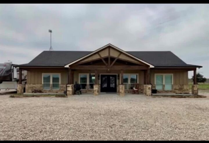 Property Photo: 6037 Bluebird Lane TX 75142