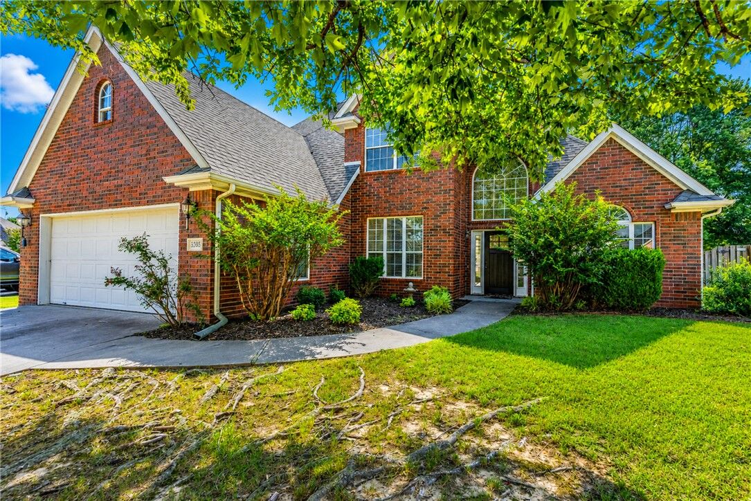 Property Photo: 5305 S 44th Place AR 72758