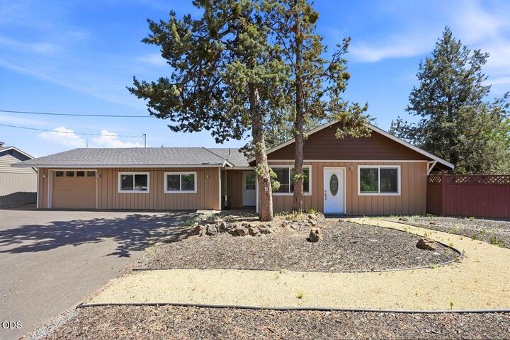 Property Photo:  1975 NE Butler Market Road  OR 97701 