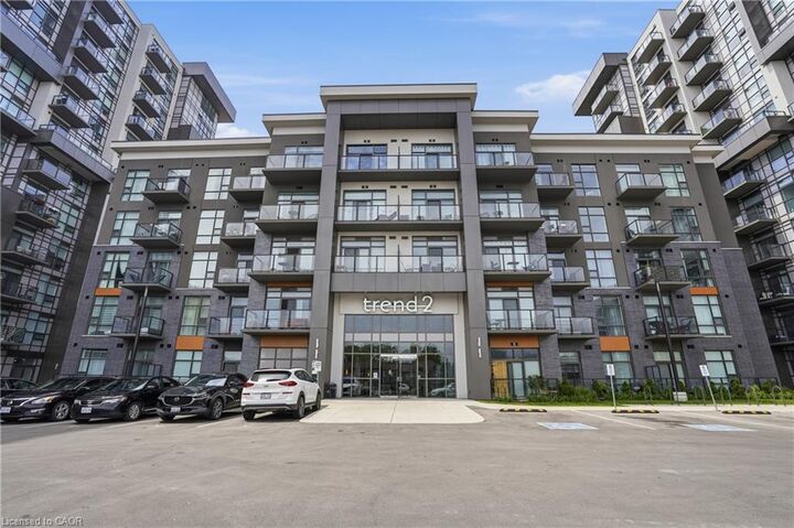 460 Dundas Street E 1008 — photo 1