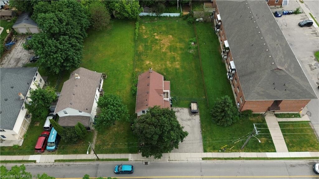 Property Photo: 841 Duke Street ON N3H 3T8