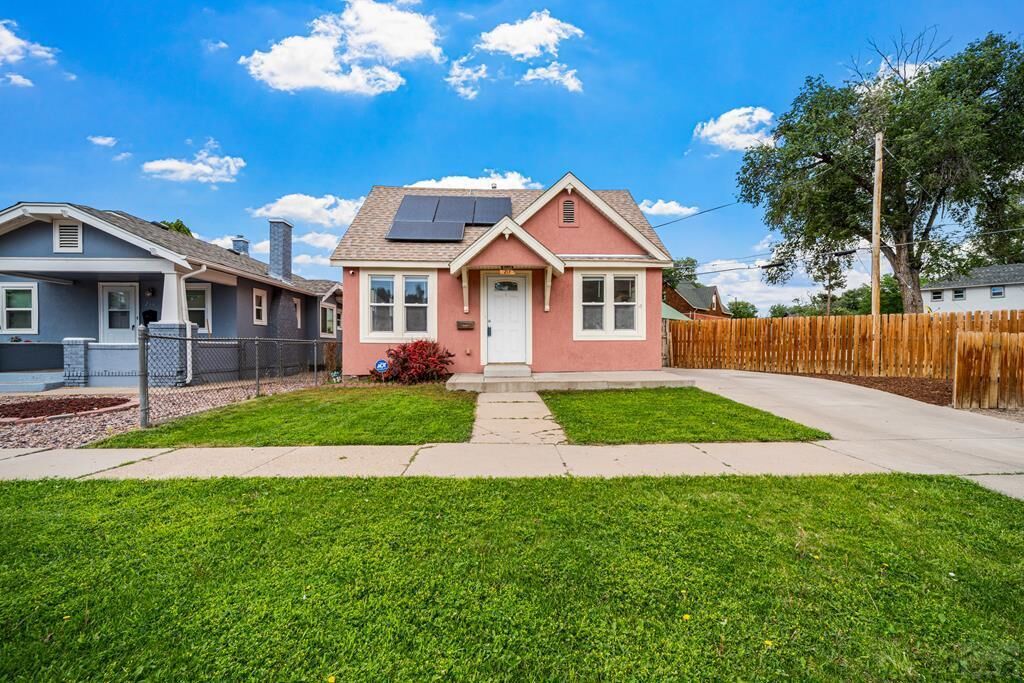 Property Photo: 217 Veta Ave CO 81004