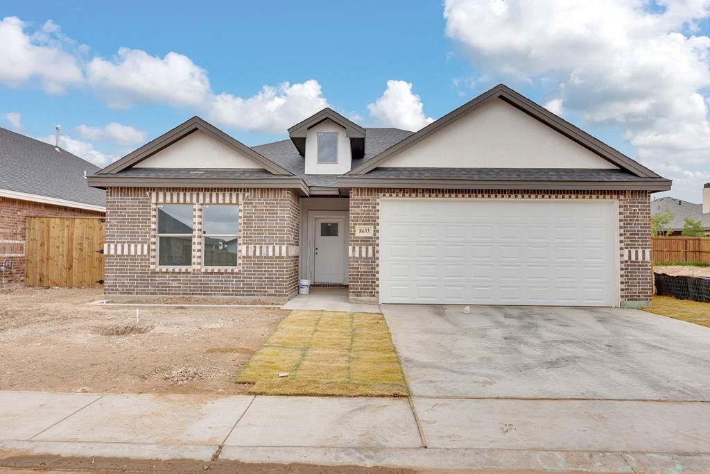 Property Photo: 8633 Pamplona Pl TX 79765