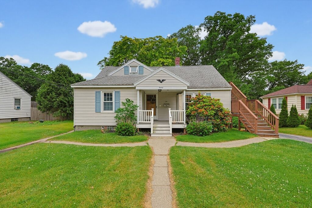 Property Photo:  20 Pinehurst Ave  MA 01501 