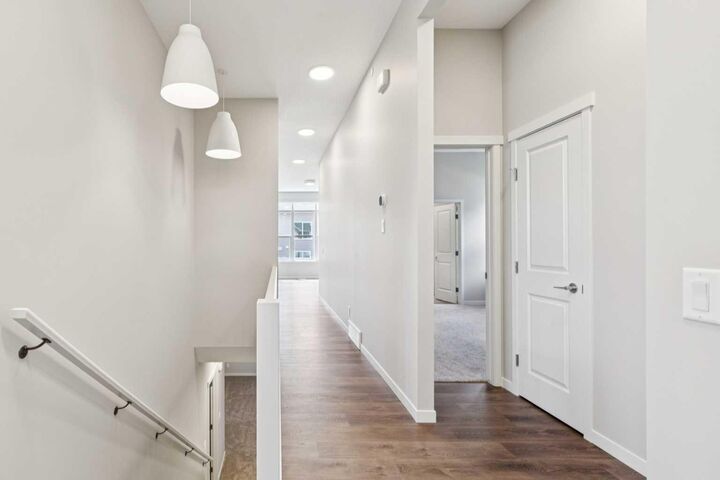 Property Photo: 31 Hotchkiss Avenue SE AB T3S 0T5