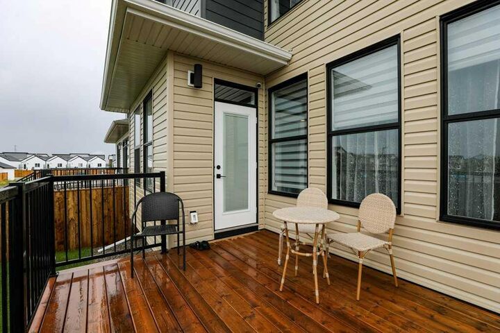 Property Photo: 4529 31 Avenue S AB T1K 8J8