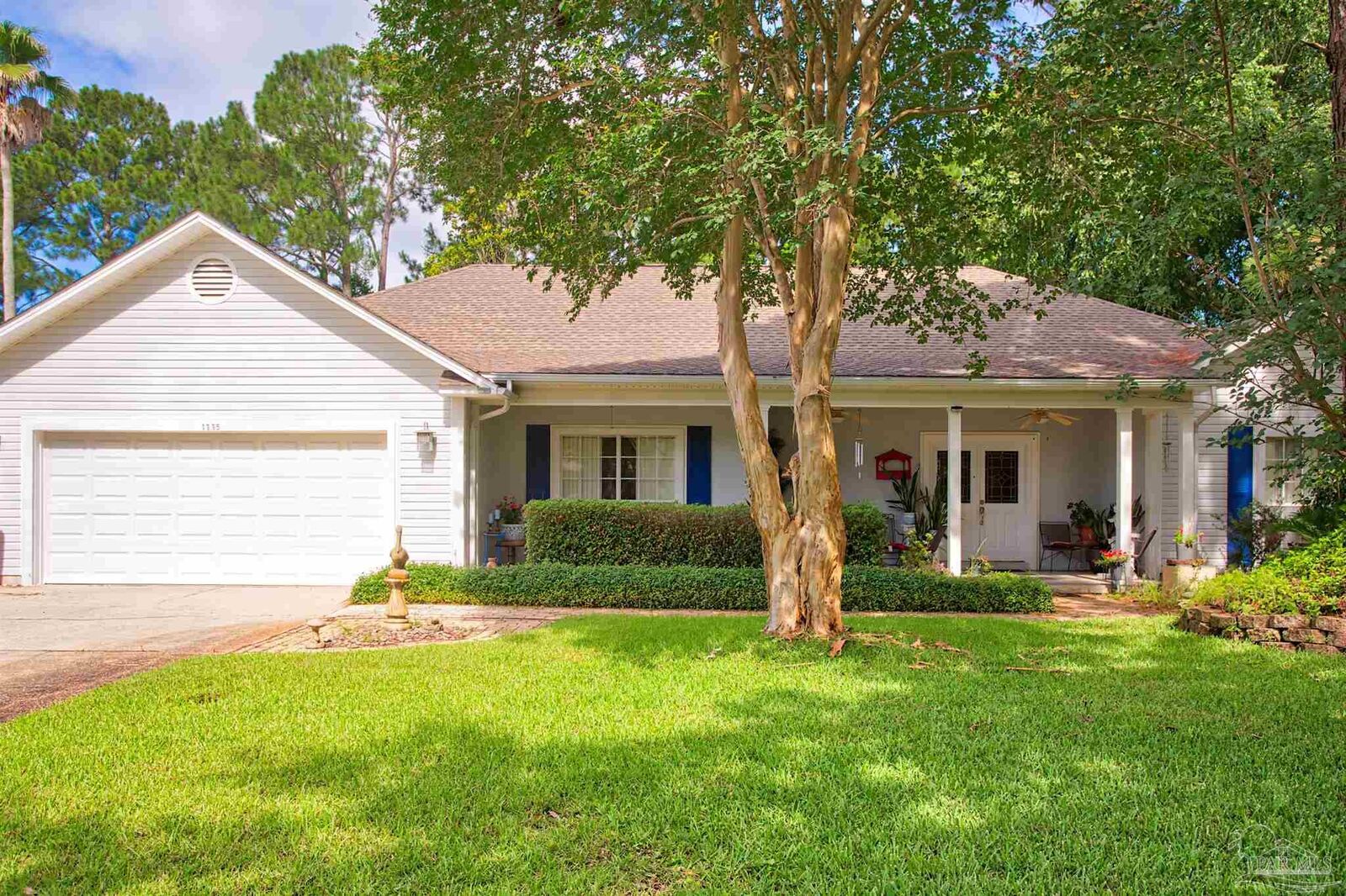 Property Photo:  1335 Tour Dr  FL 32563 