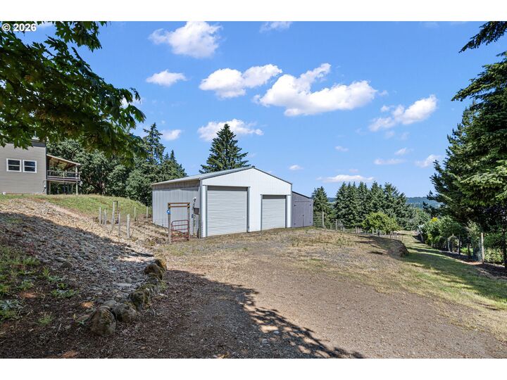 Property Photo:  3955 Sunset Hills Dr  OR 97392 