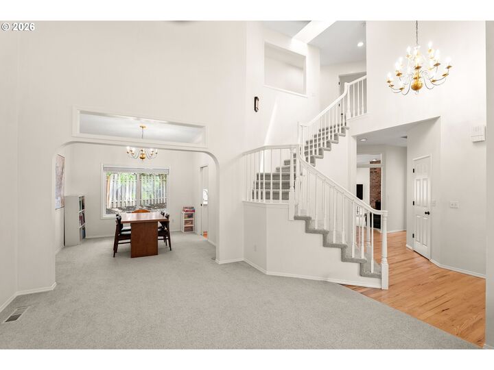 Property Photo:  5135 Greensborough Ct  OR 97035 