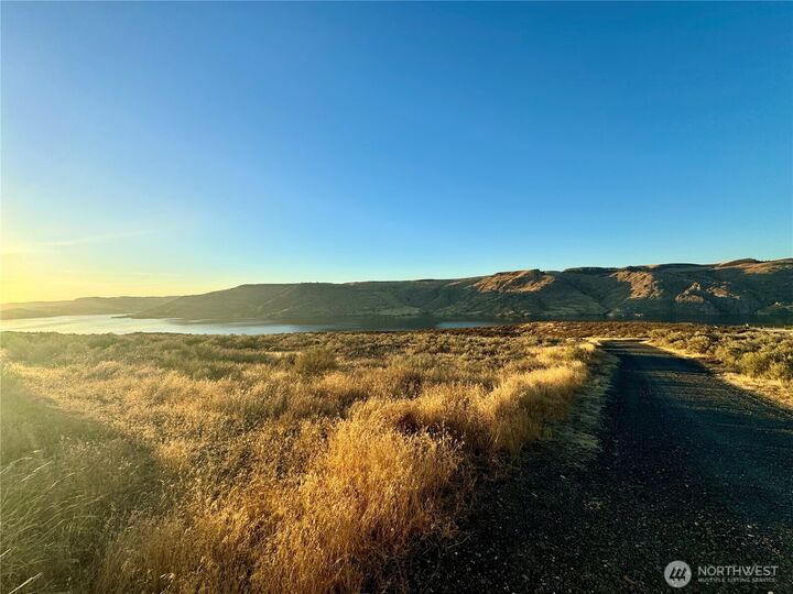 Property Photo:  4199  Spring Canyon, Lot 1 Road E  WA 99133 