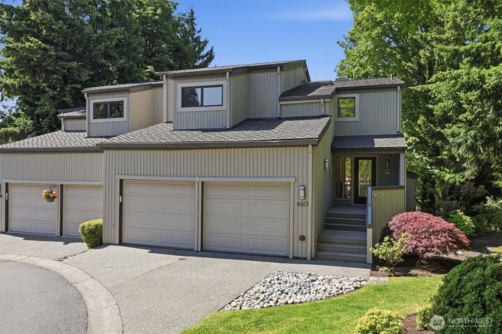 Property Photo:  4617  103rd Lane NE  WA 98033 