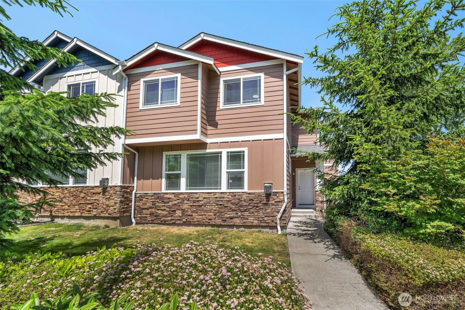 Property Photo:  2142 S 263rd Street  WA 98198 
