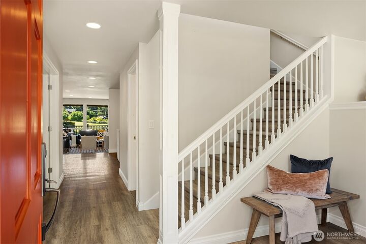 Property Photo: 16315 Inglewood Place NE WA 98028