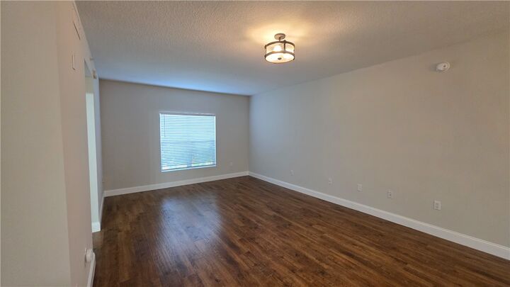 Property Photo:  5090 Fairways Circle H105  FL 32967 