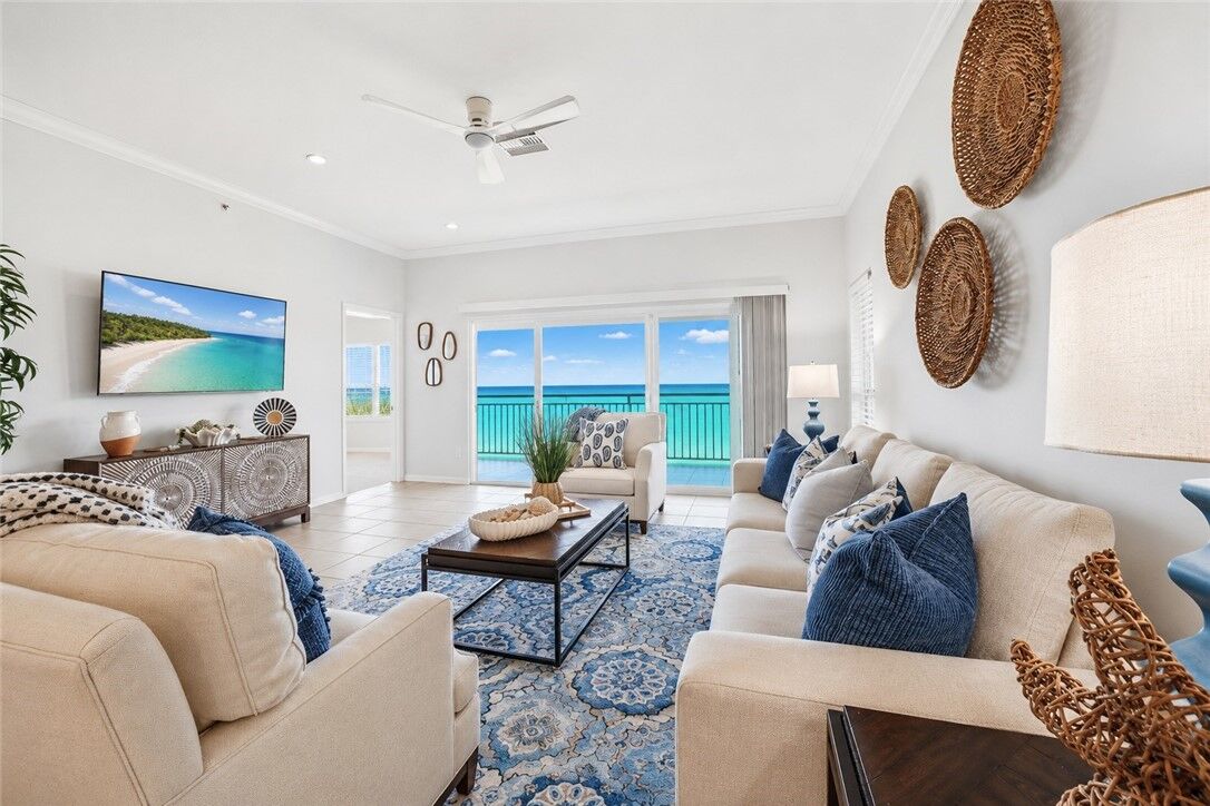 Property Photo: 8814 S Sea Oaks Way 306 FL 32963