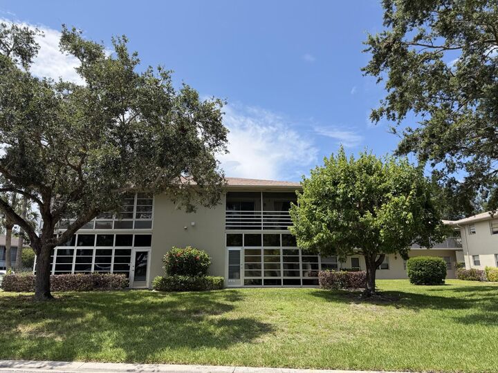 Property Photo:  9 Lake Vista Trail 101  FL 34952 
