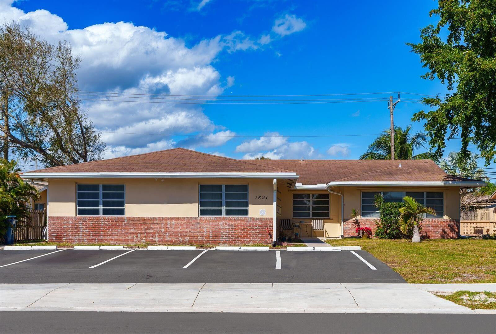 Property Photo: 1821 NE 56th Street 4 FL 33308