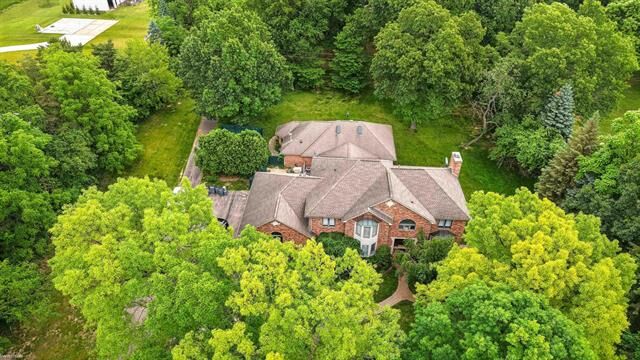 Property Photo:  3701 Green Lake Road  MI 48324 