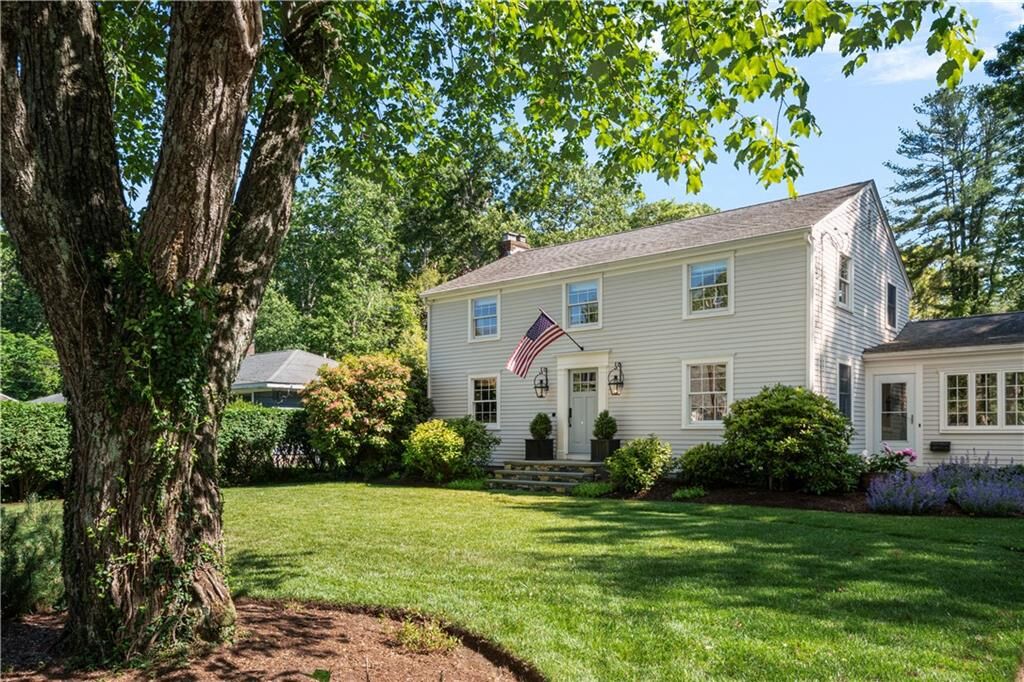 Property Photo:  3 Oak Manor Drive  RI 02806 