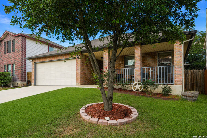 Property Photo: 926 Saxonhill Dr TX 78253