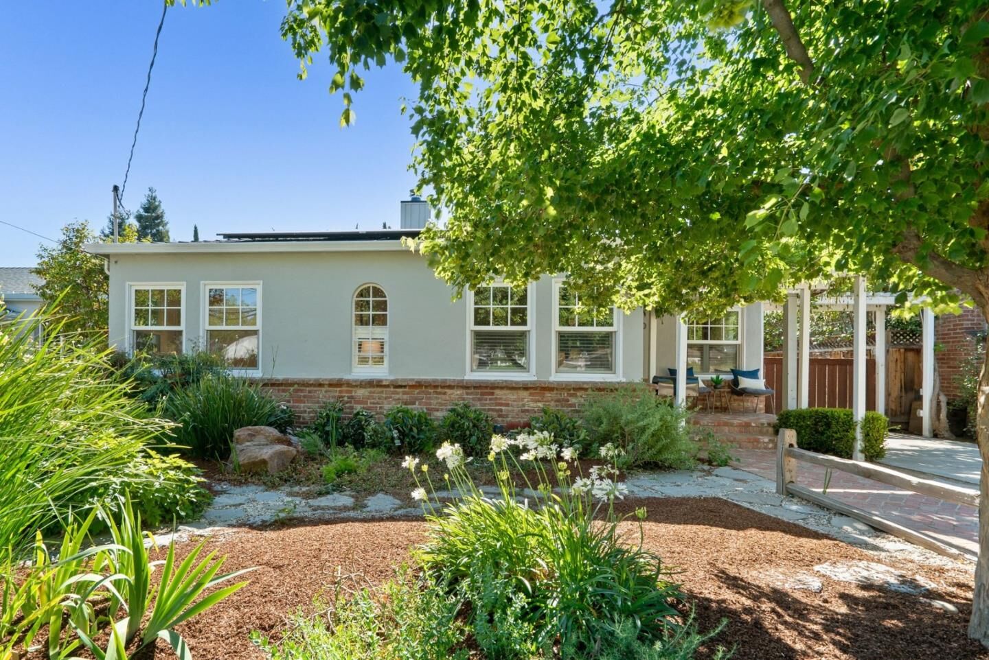 Property Photo: 60 North Milton Avenue CA 95008