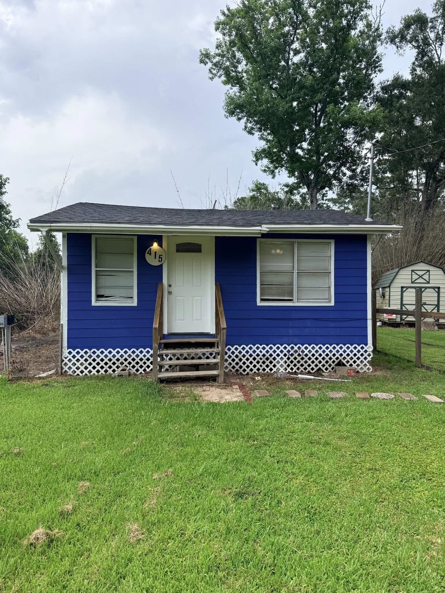 Property Photo:  415 Liston Rd  TX 77662 