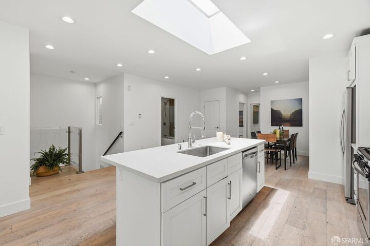 Property Photo:  46 Bruce Avenue  CA 94112 