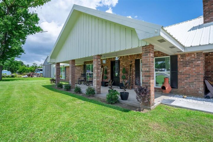 Property Photo:  1563 Noelie St Street  LA 70611 