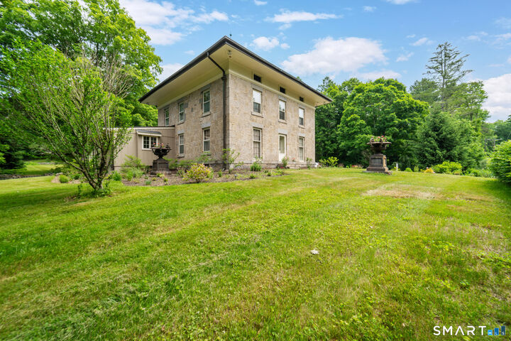 Property Photo:  1917 Main Street North  CT 06798 