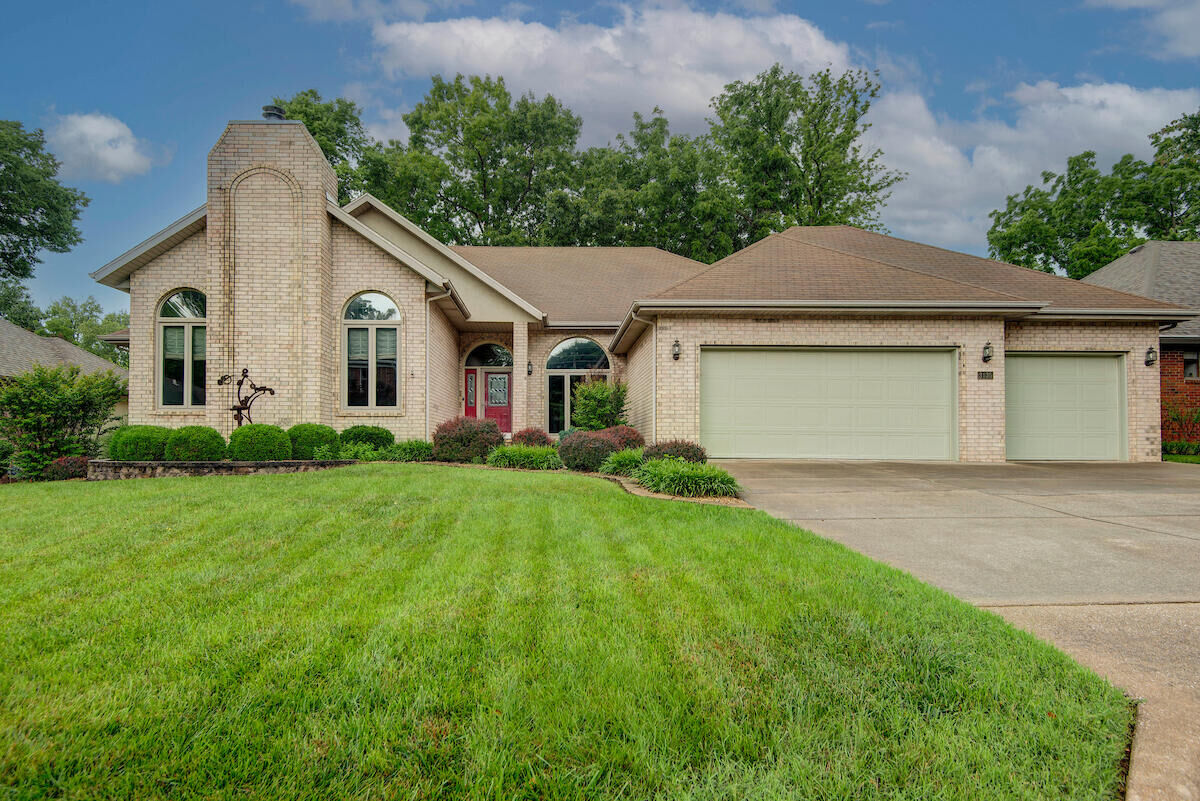 Property Photo:  3135 E Topping Circle  MO 65804 