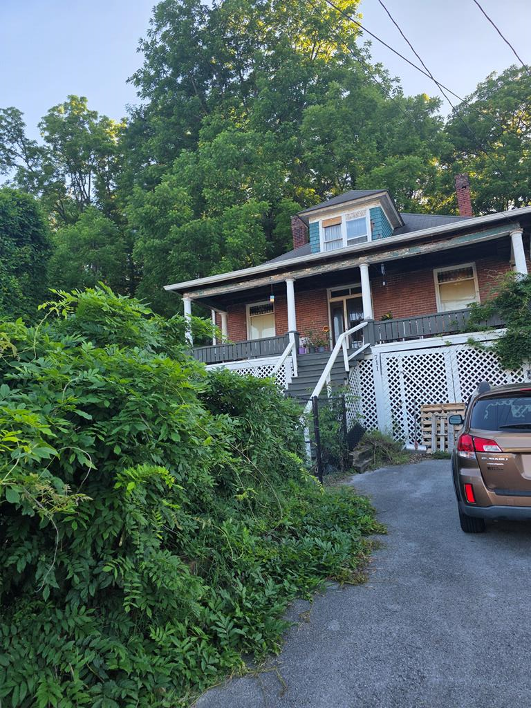 Property Photo: 711 Virginia Avenue VA 24605