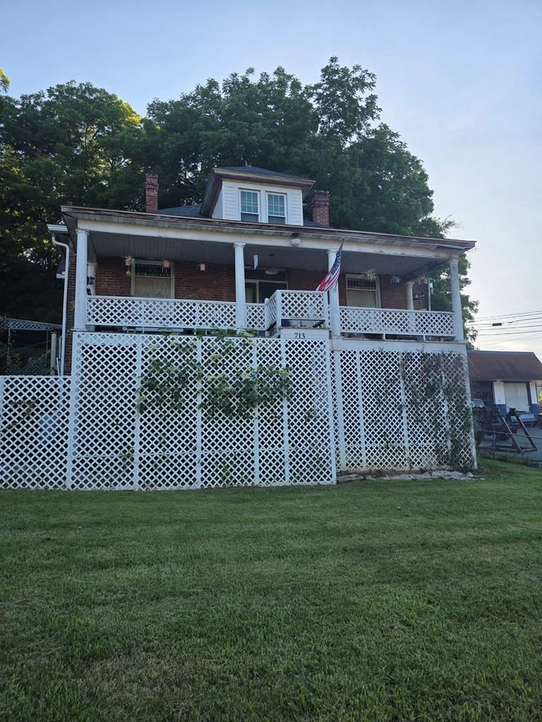 Property Photo: 713 Virginia Avenue VA 24605