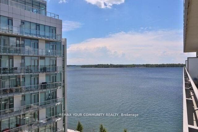 29 Queens Quay E 918 — photo 1