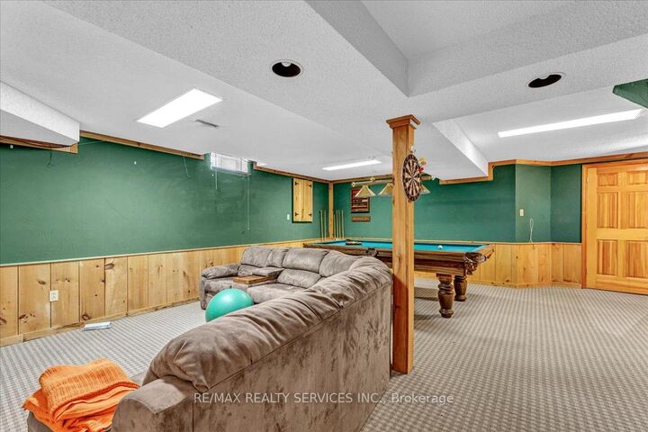 Property Photo: 16 Major William Sharpe Drive E ON L6X 3K3