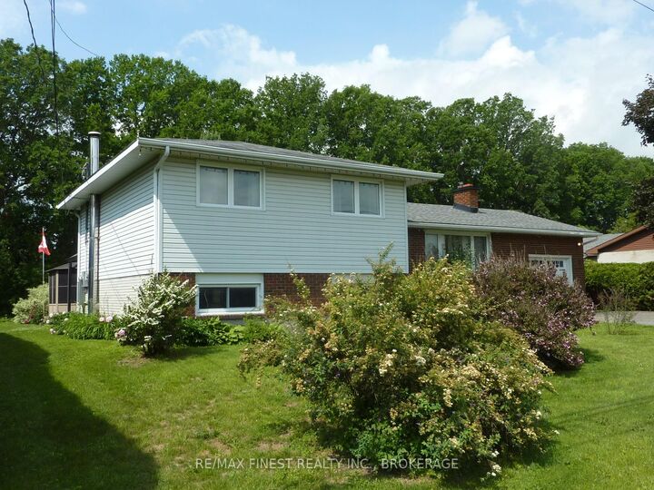 Property Photo: 3318 Shea Road ON K0A 2Z0